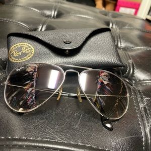 Aviator sunglasses